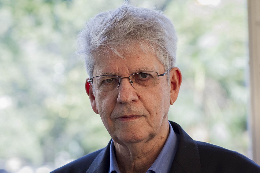 Eugênio Vilaça Mendes fala sobre Saúde Pública no Brasil